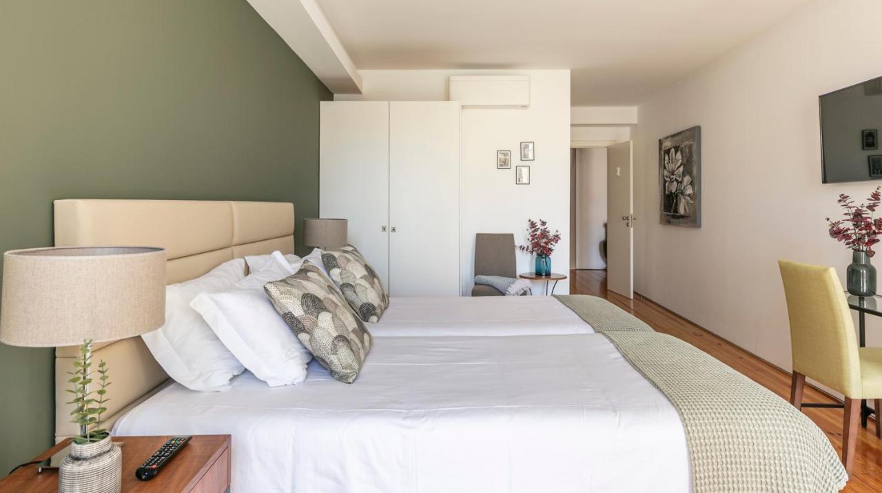 Altido Stylish 5Br Apt With Big Terrace In Principe Real リスボン エクステリア 写真